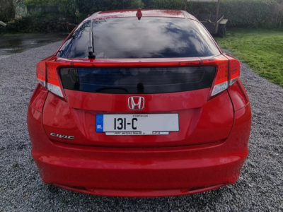 Red Honda Civic 2013, 131 C 2381, 20 photos