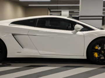 Lamborghini GALLARDO LP-560 FUEL PETROL BODY DOOR SEATS 2 COLOUR WHITE REG DATE 30/09/2010 38700 Miles GN60AOK 