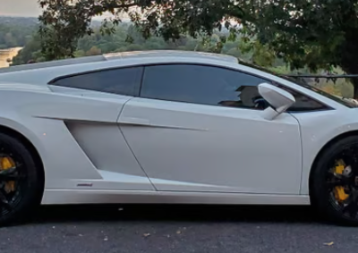 Lamborghini GALLARDO LP-560 FUEL PETROL BODY DOOR SEATS 2 COLOUR WHITE REG DATE 30/09/2010 38700 Miles GN60AOK 