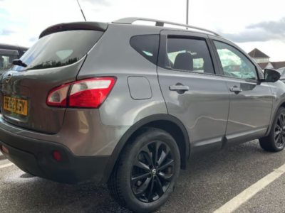 NISSAN QASHQAI N-TEC+ CVT ENGINE SIZE 1.6 Litres FUEL PETROL BODY 5 DOOR HATCHBACK TRANSMISSION CVT SEATS 5 COLOUR GREY REG DATE 26/10/2012 72350 Miles FE62CGY