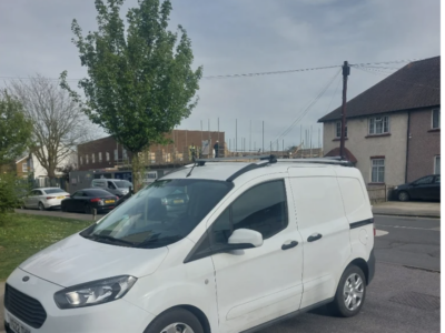 FORD TRANSIT COURIER BASE ENGINE SIZE 1.0 Litres FUEL PETROL BODY PANEL VAN TRANSMISSION MANUAL SEATS 2 COLOUR WHITE REG DATE 01/03/2022 14950 Miles YG22THV