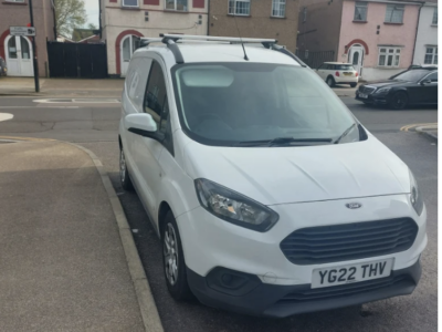 FORD TRANSIT COURIER BASE ENGINE SIZE 1.0 Litres FUEL PETROL BODY PANEL VAN TRANSMISSION MANUAL SEATS 2 COLOUR WHITE REG DATE 01/03/2022 14950 Miles YG22THV