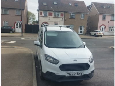 FORD TRANSIT COURIER BASE ENGINE SIZE 1.0 Litres FUEL PETROL BODY PANEL VAN TRANSMISSION MANUAL SEATS 2 COLOUR WHITE REG DATE 01/03/2022 14950 Miles YG22THV