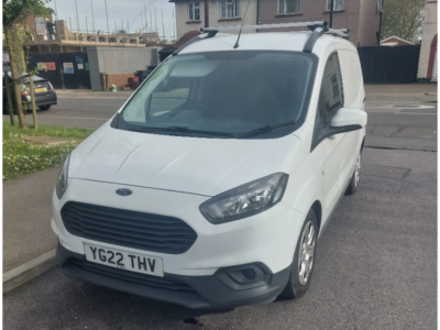 FORD TRANSIT COURIER BASE ENGINE SIZE 1.0 Litres FUEL PETROL BODY PANEL VAN TRANSMISSION MANUAL SEATS 2 COLOUR WHITE REG DATE 01/03/2022 14950 Miles YG22THV