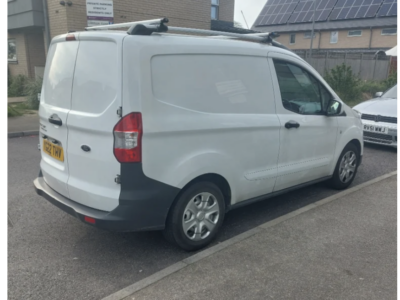 FORD TRANSIT COURIER BASE ENGINE SIZE 1.0 Litres FUEL PETROL BODY PANEL VAN TRANSMISSION MANUAL SEATS 2 COLOUR WHITE REG DATE 01/03/2022 14950 Miles YG22THV