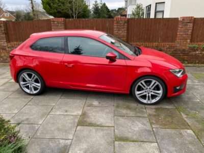 SEAT MODEL LEON FR TECHNOLOGY TSI ENGINE CC 1395 cc ENGINE SIZE 1.4 Litres FUEL PETROL BODY 3 DOOR HATCHBACK TRANSMISSION MANUAL SEATS 5 COLOUR RED REG DATE 25/09/2015 miles 67,000 YR65 GPK