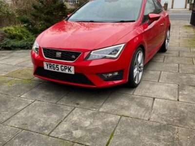 SEAT MODEL LEON FR TECHNOLOGY TSI ENGINE CC 1395 cc ENGINE SIZE 1.4 Litres FUEL PETROL BODY 3 DOOR HATCHBACK TRANSMISSION MANUAL SEATS 5 COLOUR RED REG DATE 25/09/2015 miles 67,000 YR65 GPK