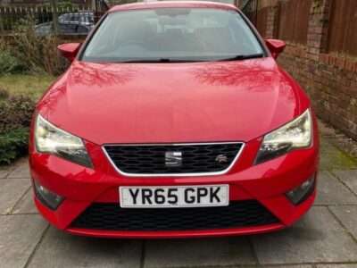 SEAT MODEL LEON FR TECHNOLOGY TSI ENGINE CC 1395 cc ENGINE SIZE 1.4 Litres FUEL PETROL BODY 3 DOOR HATCHBACK TRANSMISSION MANUAL SEATS 5 COLOUR RED REG DATE 25/09/2015 miles 67,000 YR65 GPK