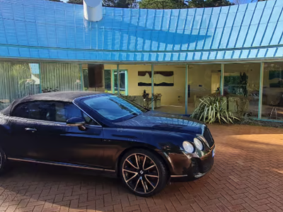 BENTLEY MODEL CONTINENTAL GTC AUTO ENGINE CC 5998 cc ENGINE SIZE 6.0 Litres FUEL PETROL BODY 2 DOOR CONVERTIBLE TRANSMISSION AUTOMATIC SEATS 4 COLOUR BLACK REG DATE 01/09/2007 82,00 miles K25 CMR