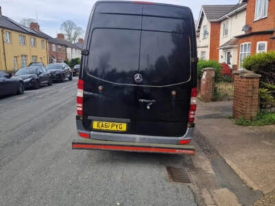 MERCEDES-BENZ SPRINTER 313 CDI ENGINE CC 2143 cc ENGINE SIZE 2.1 Litres FUEL DIESEL BODY PANEL VAN TRANSMISSION MANUAL SEATS 3 COLOUR YELLOW REG DATE 14/11/2011 202627 Miles EA61 PYG