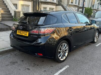 Lexus CT200H Advance Hybrid