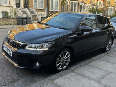 Lexus CT200H Advance Hybrid