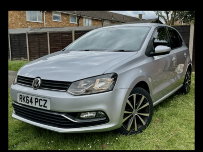 VOLKSWAGEN POLO SE TSI ENGINE SIZE 1.2 Litres FUEL PETROL BODY 5 DOOR HATCHBACK TRANSMISSION MANUAL SEATS 5 COLOUR SILVER REG DATE 03/11/2014 93000 Miles RK64 PCZ