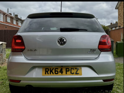 VOLKSWAGEN POLO SE TSI ENGINE SIZE 1.2 Litres FUEL PETROL BODY 5 DOOR HATCHBACK TRANSMISSION MANUAL SEATS 5 COLOUR SILVER REG DATE 03/11/2014 93000 Miles RK64 PCZ