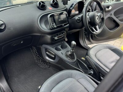 Smart ForFour in excellent condition, EX68 UAY, 20 photos