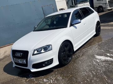 AUDI MODEL S3 S LINE BLACK EDIT TFSI QUAT ENGINE SIZE 2.0 Litres FUEL PETROL BODY 5 DOOR HATCHBACK TRANSMISSION MANUAL SEATS 5 COLOUR WHITE REG DATE 06/09/2012 MILEAGE: 87000 NX62 YOC