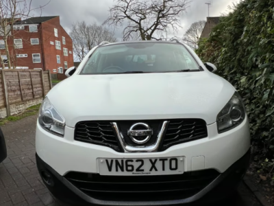 NISSAN QASHQAI +2 N-TEC+ DCI 4X4 AUTO ENGINE SIZE 2.0 Litres FUEL DIESEL BODY 5 DOOR HATCHBACK TRANSMISSION AUTOMATIC SEATS 7 COLOUR WHITE REG DATE 19/11/2012 62500 Miles VN62XTO