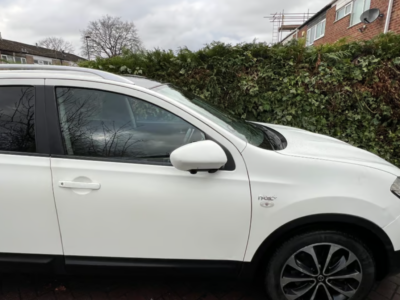 NISSAN QASHQAI +2 N-TEC+ DCI 4X4 AUTO ENGINE SIZE 2.0 Litres FUEL DIESEL BODY 5 DOOR HATCHBACK TRANSMISSION AUTOMATIC SEATS 7 COLOUR WHITE REG DATE 19/11/2012 62500 Miles VN62XTO