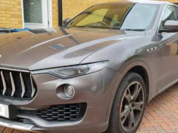 MASERATI LEVANTE D V6 AUTO ENGINE SIZE 3.0 Litres FUEL DIESEL BODY 5 DOOR ESTATE TRANSMISSION AUTOMATIC SEATS 5 COLOUR GREY REG DATE 24/03/2017 59800 Miles SR16RAJ/BG17 YBR