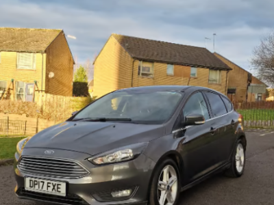 FORD FOCUS ZETEC EDITION ENGINE SIZE 1.0 Litres FUEL PETROL BODY 5 DOOR HATCHBACK TRANSMISSION MANUAL SEATS 5 COLOUR GREY REG DATE 30/06/2017  31000 Miles DP17 FXE