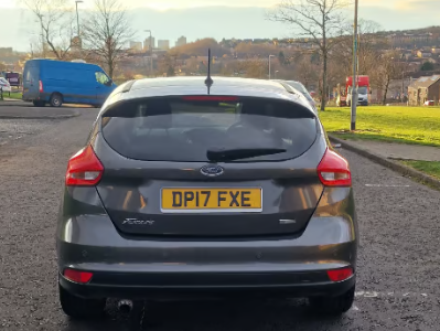 FORD FOCUS ZETEC EDITION ENGINE SIZE 1.0 Litres FUEL PETROL BODY 5 DOOR HATCHBACK TRANSMISSION MANUAL SEATS 5 COLOUR GREY REG DATE 30/06/2017  31000 Miles DP17 FXE