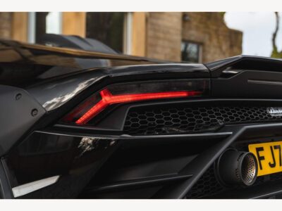 Lamborghini Huracan 5.2 V10 Sterrato Coupe 2dr Petrol LDF 4WD Euro 6 (s/s) (610 ps)