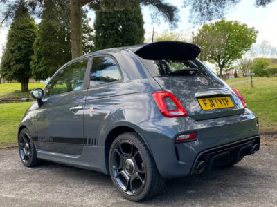 ABARTH 595 Engine Size 1.4 Litres Fuel PETROL Body 3 DOOR HATCHBACK Transmission MANUAL Seats 4 Colour GREY Reg Date 24/03/2017 Reg FJ17YTP