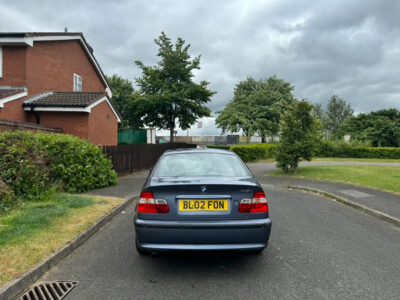 BMW MODEL 318I SE AUTO  ENGINE SIZE 2.0 Litres FUEL PETROL BODY 4 DOOR SALOON TRANSMISSION AUTOMATIC SEATS 5 COLOUR BLUE REG DATE21/06/2002 59700 Miles,