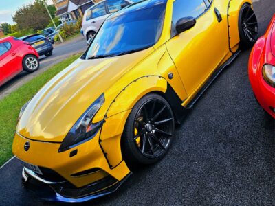 NISSAN MODEL350Z  ENGINE SIZE3.5 Litres FUEL PETROL BODY 3 DOOR COUPE TRANSMISSION MANUAL SEATS 4 COLOUR  Yellow REG DATE 29/09/2005 Mileage: 83000 L17FDN