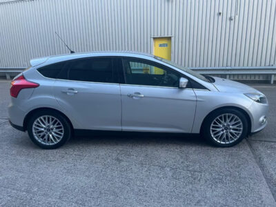 FORD MODEL FOCUS ZETEC TURBO ENGINE SIZE 1.0 Litres FUEL PETROL BODY 5 DOOR HATCHBACK TRANSMISSION MANUAL SEATS 5 COLOUR SILVER REG DATE 31/10/2012 58,892 miles Location: London