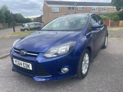 FORD MODEL FOCUS TITANIUM NAVIGATOR TURBO ENGINE SIZE 1.0 Litres FUEL PETROL BODY 5 DOOR HATCHBACK TRANSMISSION MANUAL SEATS 5 COLOUR BLUE REG DATE 23/10/2014 Mileage: 73500