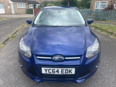 FORD MODEL FOCUS TITANIUM NAVIGATOR TURBO ENGINE SIZE 1.0 Litres FUEL PETROL BODY 5 DOOR HATCHBACK TRANSMISSION MANUAL SEATS 5 COLOUR BLUE REG DATE 23/10/2014 Mileage: 73500