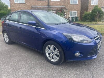 FORD MODEL FOCUS TITANIUM NAVIGATOR TURBO ENGINE SIZE 1.0 Litres FUEL PETROL BODY 5 DOOR HATCHBACK TRANSMISSION MANUAL SEATS 5 COLOUR BLUE REG DATE 23/10/2014 Mileage: 73500