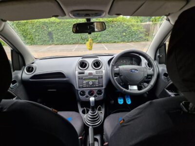 FORD FIESTA FREEDOM Engine Size 1.4 Litres Fuel PETROL Body 5 DOOR HATCHBACK Transmission MANUAL Seats 5 Colour BLUE Reg Date 28/04/2006 Mileage: 97122 Reg MJ06LHV