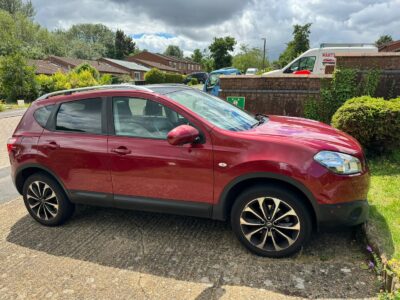 NISSAN QASHQAI TEKNA CVT Engine Size 2.0 Litres Fuel PETROL Body 5 DOOR HATCHBACK Transmission CVT Seats 5 Colour RED Reg Date 18/05/2013 Mileage 137400 Reg FT13SNZ