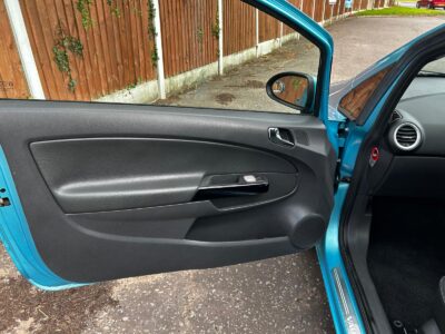 VAUXHALL CORSA SE Engine Size 1.2 Litres Fuel PETROL Body 3 DOOR HATCHBACK Transmission MANUAL Seats 5 Colour BLUE Reg Date 30/03/2010 Mileage: 85874 Reg WN10CVO