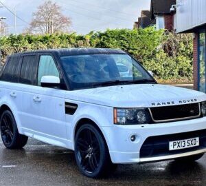 LAND ROVER R ROVER SPORT HSE BLACK SDV6 A ENGINE SIZE 3.0 Litres FUEL DIESEL BODY 5 DOOR ESTATE TRANSMISSION AUTOMATIC SEATS 5 COLOUR WHITE REG DATE 26/03/2013 143610 Miles PX13 SXD