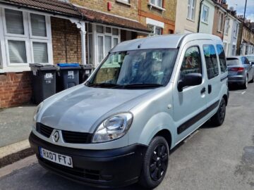 RENAULT KANGOO AUTHENTIQUE Engine Size 1.2 Litres Fuel PETROL Body 5 DOOR MPV Transmission MANUAL Seats 5 Colour GREY Reg Date 18/04/2007 Mileage 106200 Reg RX07FTJ