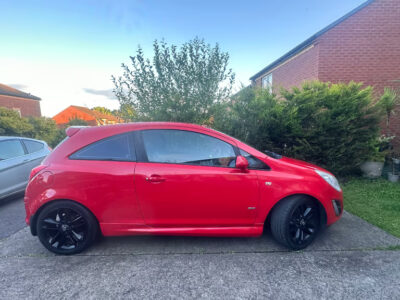 VAUXHALL CORSA SXI Engine Size 1.2 Litres Fuel PETROL Body 3 DOOR HATCHBACK Transmission MANUAL Seats 5 Colour RED Reg Date 01/03/2008 Mileage: 110459 Reg VO08HNT