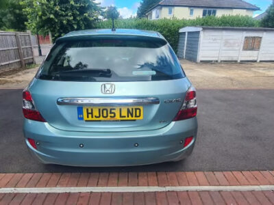 HONDA CIVIC VTEC EXECUTIVE Engine Size 1.6 Litres Fuel PETROL Body 5 DOOR HATCHBACK Transmission MANUAL Seats 5 Colour SILVER Reg Date 04/03/2005 Mileage: 144000 Reg HJ05LND