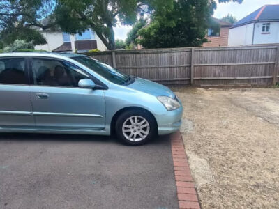 HONDA CIVIC VTEC EXECUTIVE Engine Size 1.6 Litres Fuel PETROL Body 5 DOOR HATCHBACK Transmission MANUAL Seats 5 Colour SILVER Reg Date 04/03/2005 Mileage: 144000 Reg HJ05LND