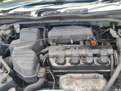 HONDA CIVIC VTEC EXECUTIVE Engine Size 1.6 Litres Fuel PETROL Body 5 DOOR HATCHBACK Transmission MANUAL Seats 5 Colour SILVER Reg Date 04/03/2005 Mileage: 144000 Reg HJ05LND