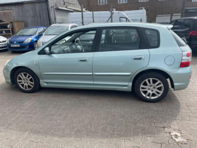 HONDA CIVIC VTEC EXECUTIVE Engine Size 1.6 Litres Fuel PETROL Body 5 DOOR HATCHBACK Transmission MANUAL Seats 5 Colour SILVER Reg Date 04/03/2005 Mileage: 144000 Reg HJ05LND