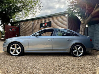 AUDI A4 SE E TDI Engine Size 2.0 Litres Fuel DIESEL Body 4 DOOR SALOON Transmission MANUAL Seats 5 Colour GREY Reg Date 05/07/2010 Mileage: 160000 Reg CFZ  9572