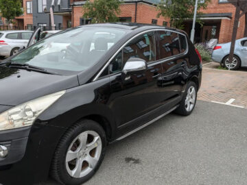 PEUGEOT MODEL 3008 SPORT HDI S-A ENGINE SIZE1.6 Litres FUEL DIESEL BODY 5 DOOR HATCHBACK TRANSMISSION SEMI AUTO SEATS 5 COLOUR BLACK REG DATE 30/09/2010 EK60HHB Mileage: 72100