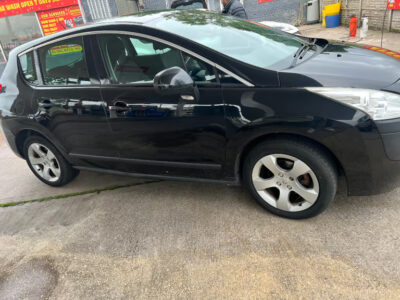 PEUGEOT MODEL 3008 SPORT HDI S-A ENGINE SIZE1.6 Litres FUEL DIESEL BODY 5 DOOR HATCHBACK TRANSMISSION SEMI AUTO SEATS 5 COLOUR BLACK REG DATE 30/09/2010 EK60HHB Mileage: 72100