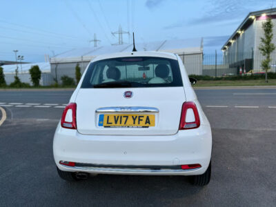 FIAT 500 LOUNGE Engine Size 1.2 Litres Fuel PETROL Body 3 DOOR HATCHBACK Transmission MANUAL Seats 4 Colour WHITE Reg Date 31/05/2017 Mileage: 57000 Reg LV17YFA