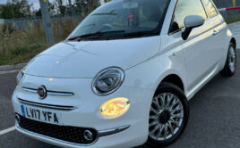 FIAT 500 LOUNGE Engine Size 1.2 Litres Fuel PETROL Body 3 DOOR HATCHBACK Transmission MANUAL Seats 4 Colour WHITE Reg Date 31/05/2017 Mileage: 57000 Reg LV17YFA