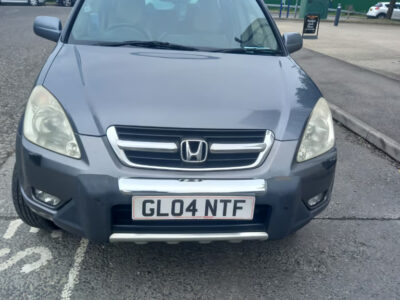 HONDA CRV I-VTEC PREMIERE Engine Size 2.0 Litres Fuel PETROL Body 5 DOOR ESTATE Transmission AUTOMATIC Seats 5 Colour GREY Reg Date 28/05/2004 Mileage: 190001 Reg GL04NTF