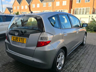 HONDA JAZZ ES I-VTEC Engine CC 1339 cc Engine Size 1.4 Litres Fuel PETROL Body 5 DOOR HATCHBACK Transmission MANUAL Seats 5 Colour SILVER Reg Date 28/05/2010 Mileage 63891 Reg GJ10 XTE